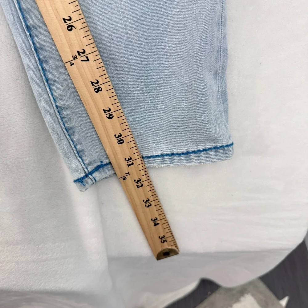 True Religion Geno Jeans Mens 30x31 Blue Big T Flap Relaxed Slim Stretch
